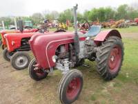 1954 Porsche A122 diesel tractor. Serial No. 122/1658. Fitted with rear linkage and PTO