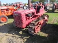 INTERNATIONAL T6 4cylinder petrol/paraffin CRAWLER TRACTOR Stated to be an older restoration.
