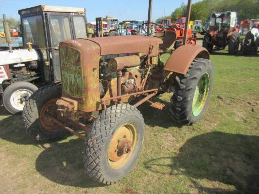 1951 MAN AS33OA 4cylinder diesel TRACTOR Serial No. 350108732 A barn find in Zamora, Northern Spain. This tractor has a 3cylinder diesel engine that at present is non running. It is a factory 4wheel drive with front axle suspension. No documentation avail