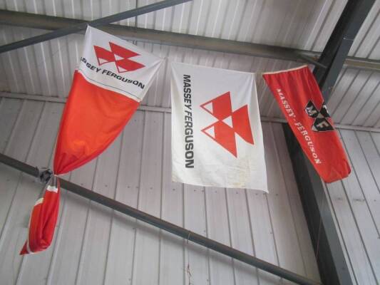 Massey Ferguson flag (3)