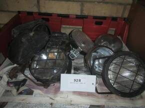 Assorted spot lamps (8)