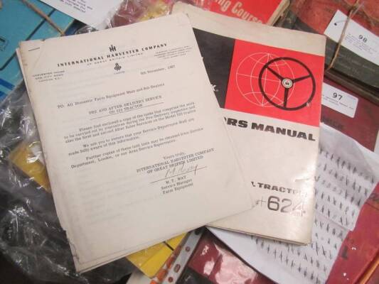 International 523 & 624 operators manual t/w pre delivery updates dated November 1967. The New Fordson Major workshop repair manual complete (missing cover), 774 & 974 tractor operators manual.