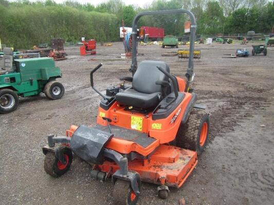 Kubota ZD326 60in Diesel Ride on Mower c/w V5 Reg. No. PN10 HHX