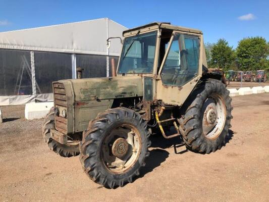 Massey Ferguson 690 4wd Tractor c/w 3 stick gearbox