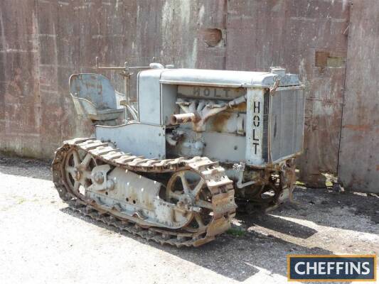 1922 HOLT T35 4cylinder petrol CRAWLER TRACTOR Serial No. S25704 Built in Holt's Stockton, California, plant in 1922, this tractor was imported from California in 2006 as a restoration project. It has been dry-barn stored since then. Between 1982 and 2006