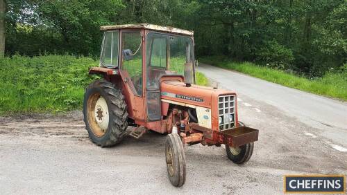1972 INTERNATIONAL 454 3cylinder diesel TRACTOR Reg. No. OWY 738K Serial No. 6312 Fitted with horseshoe front window. Old style V5 available