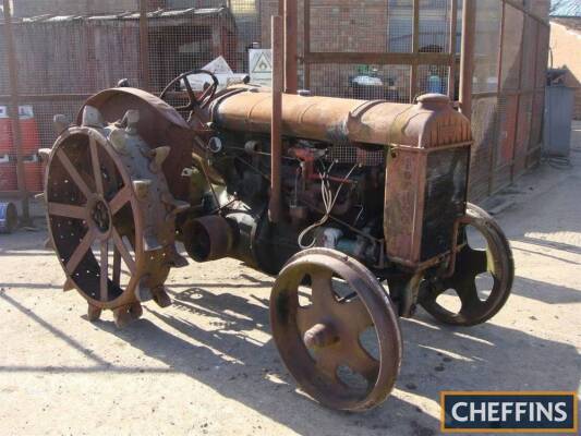 FORDSON Standard N 4cylinder petrol/paraffin TRACTOR Serial No. 887533 Fitted with spade lug rear wheels and side belt pulley