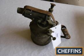 Paraffin blowtorch