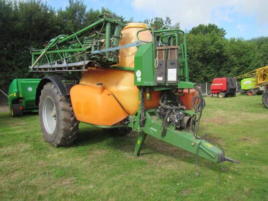 2005 Amazone UX5200 5200ltr Trailed Sprayer c/w tank, 36m boom, ultrasonic levelling, Amatron including joystick