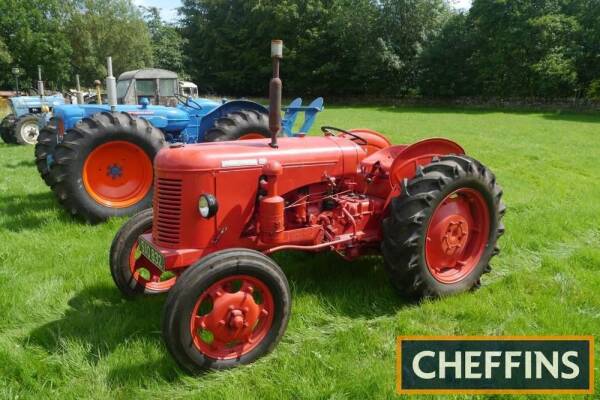 1956 DAVID BROWN 25C 4cylinder petrol/paraffin TRACTOR Reg. No. SAO 832 Serial No. 19330 Fitted with front lights, rear linkage, drawbar, belt pulley and electric start on 12.4/11-28 rear on 6.00-19 front wheels and tyres. V5 available