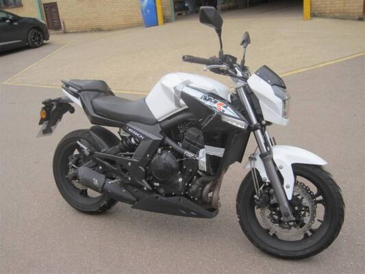 2016 649cc CF Moto Wk650i Reg. No. FV65 SXH VIN. LCEPEVL1XD6000978 Finished in white, supplied with V5C and documents file