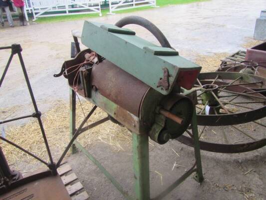 Bentall straw chopper (H. Bushell & Sons plate)