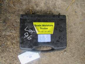 Grain moisture meter