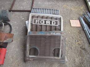 Ford tractor front grilles (4)