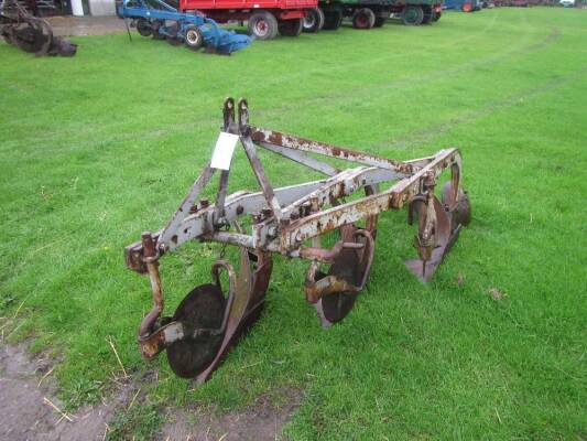 Ferguson 3 furrow plough