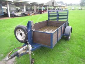 Small trailer, stated to be in very good condition