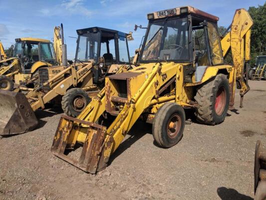 JCB 3CX 2wd Digger Loader Reg. No. B45 YUS