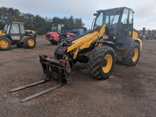 JCB TM310S c/w Q-Fit carriage, torque lock, transmission Reg. No. SV10 BYN Ser. No. JCB310TSJ01315678