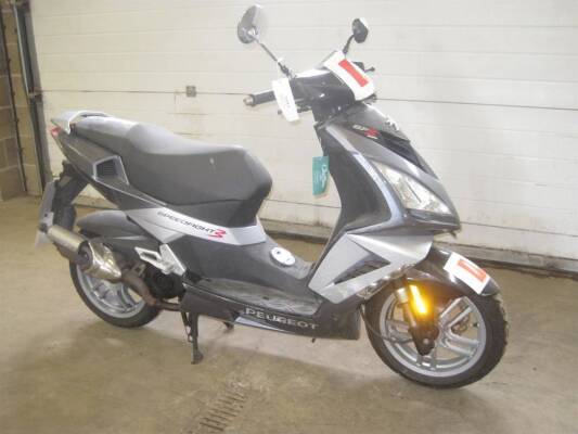 2010 49cc Peugeot Speedfighter Scooter Reg. No. EU10 EUY VIN. VGAF1AAAA0J006139 Finished in blue/silver, last MOT expired 4/16, supplied with V5C and documents file