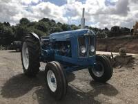 1964 FORDSON Super Major 4cylinder diesel TRACTOR The vendor reports that this nut and bolt restoration has used all genuine tinwork, has received a full engine and gearbox rebuild and finished in 2pak paint