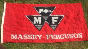 Vintage Massey Ferguson tractor flag (175cm x 85cm)