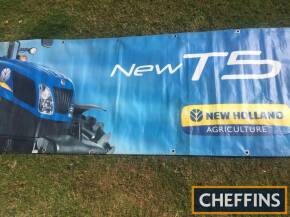 New Holland T5 tractor dealership banner (300cm x 100cm)