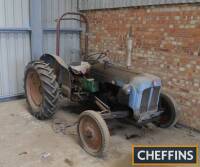 1959 FORDSON Dexta 3cylinder diesel TRACTOR Reg. No. KFL 199 Serial No. 1438541