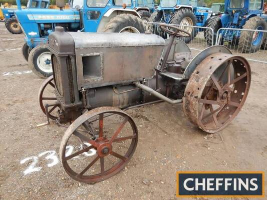 AUSTIN 4cylinder petrol/paraffin TRACTOR