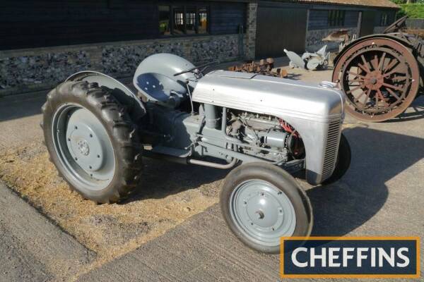 1939 FORD 9N 4cylinder petrol TRACTOR Reg. No. 478 XUD Serial No. 753