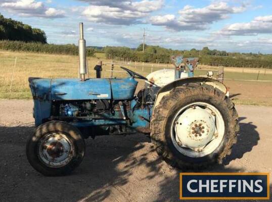 1963 FORDSON Super Dexta 3cylinder diesel TRACTOR