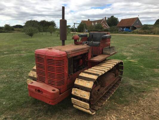 1961 INTERNATIONAL BTD640 4cylinder diesel CRAWLER TRACTOR Reg. No. 3288 VF Serial No. 696