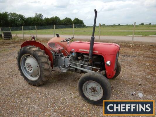 MASSEY FERGUSON 35 4cylinder diesel TRACTOR