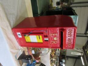 A pole mounting ER Post Office post box in cast iron, re-painted