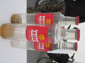 2pt Shell oil bottles (3)