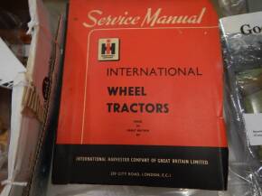 Comprehensive International Harvester wheeled tractors service manual (1954)