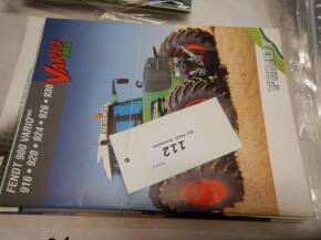 Qty Fendt brochures