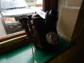 Vintage telephone set