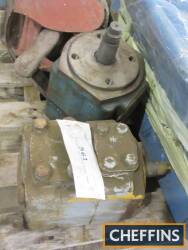 Pair of Vickers hydraulic pumps (GWO)