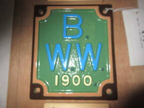 BWW 1900 - a cast name plate