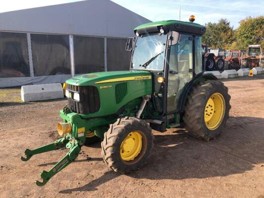 2012 John Deere 5080GF Fruit Tractor c/w front linkage & pto, 40k, power reverser, midmount scv