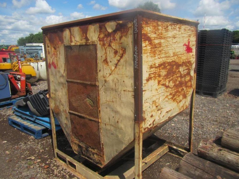 Forklift Tote Bin December 2019 UNSOLD LOTS | Machinery and Vintage Auct